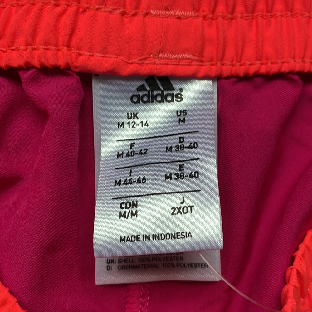 NWT Adidas curve shorts, size medium, blast pink / red zest - Picture 7 of 9